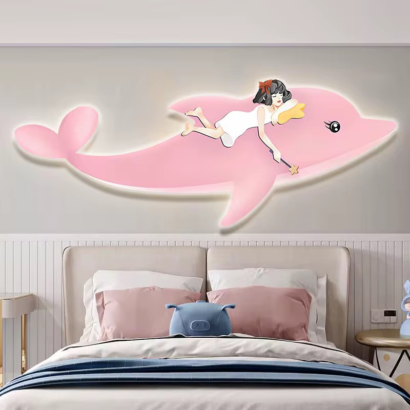 Піл, құс, Дельфин